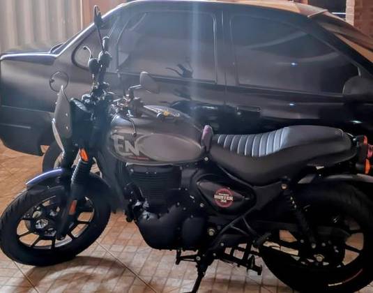ROYAL ENFIELD HUNTER 350 